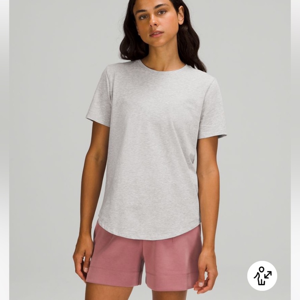 Lululemon grey cotton tshirt size 8
